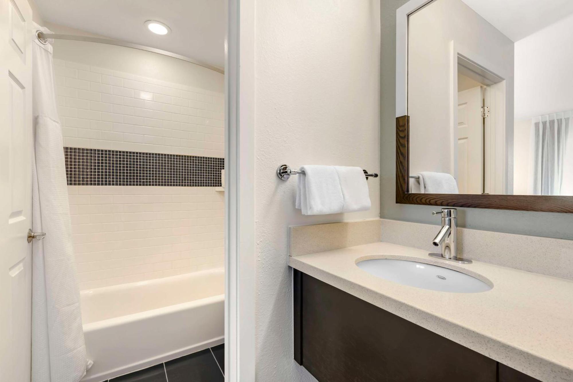 Sonesta ES Suites Dulles Airport Herndon Exterior foto
